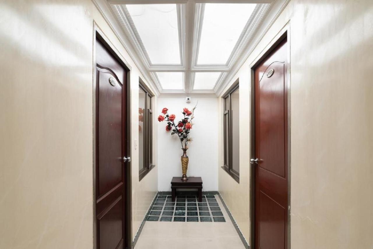 Hotel Ejecutivo 63 In ボゴタ エクステリア 写真