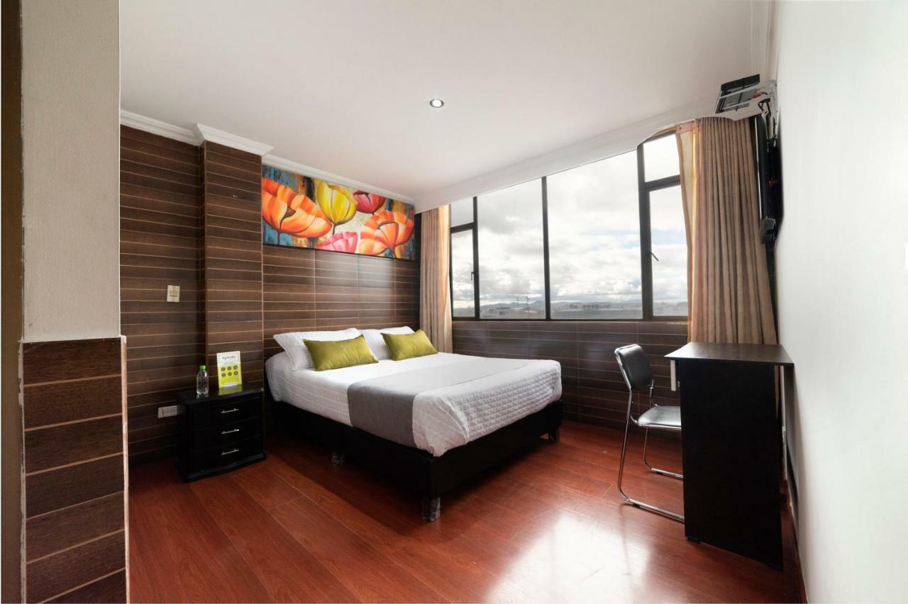 Hotel Ejecutivo 63 In ボゴタ エクステリア 写真